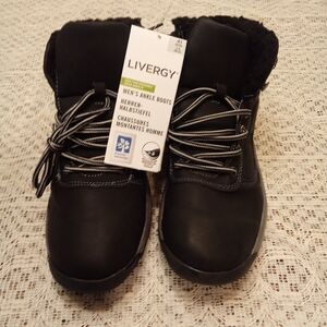 NWT Mens Livergy Ankle Lace Up Boots, Size 8 Black